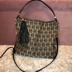 MICHEAL KORS PURSE